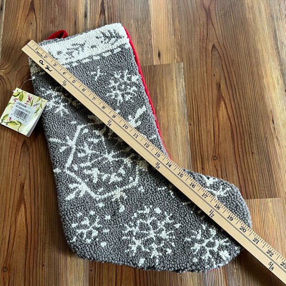Sally Eckman Roberts Hooked Wool Christmas Stocking 12x20 Snowflake NWT Peking - Picture 9 of 10